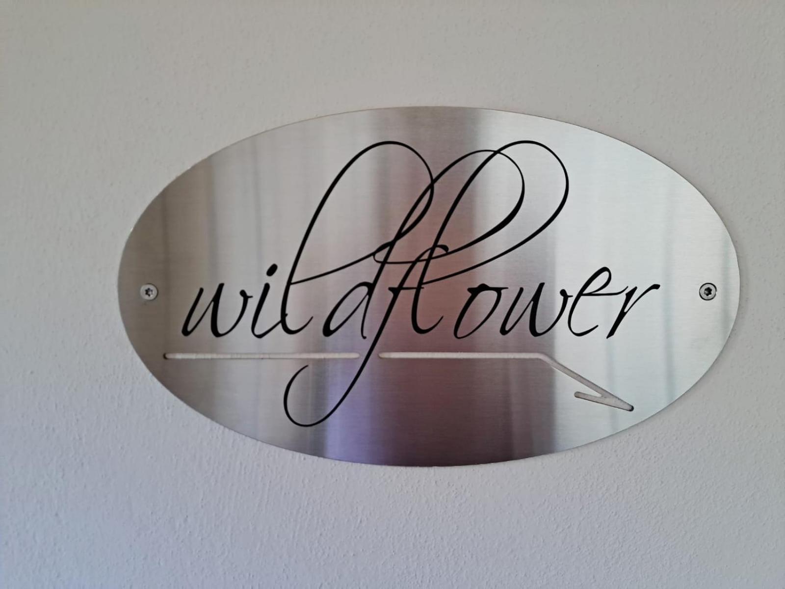 Apartment Wildflower In Privatvilla Im Herzen Merans Экстерьер фото